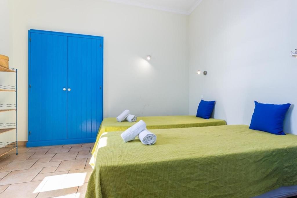 Refurbished Beachfront House, Pool, Ac, Wifi, Albufeira, Sea View Exterior foto