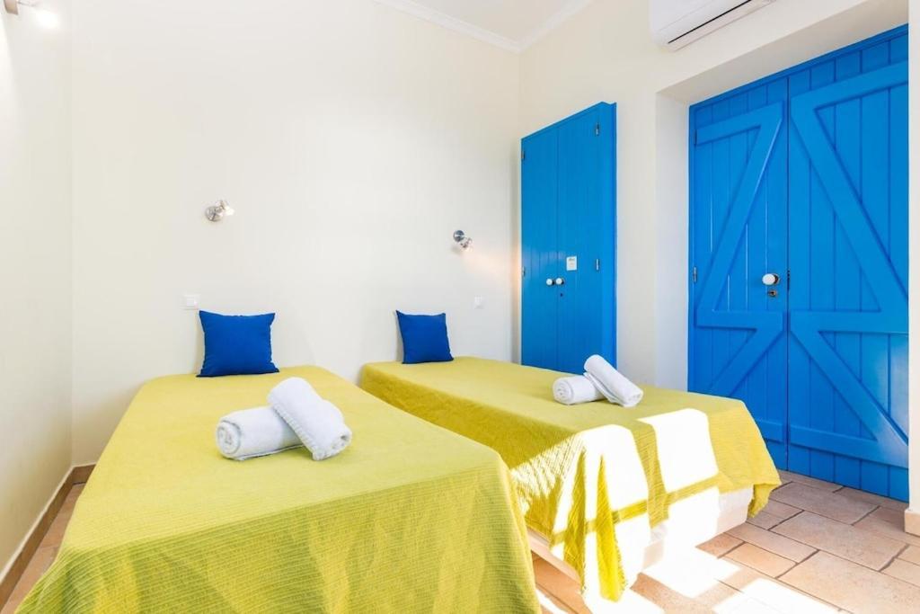 Refurbished Beachfront House, Pool, Ac, Wifi, Albufeira, Sea View Exterior foto